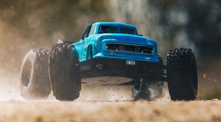 1/8 NOTORIOUS 6S BLX 4WD Brushless Classic Stunt Truck with Spektrum RTR, Blue